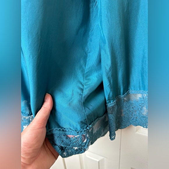 SUNDANCE Catalog 100% Silk Lorelei Tunic Top Blouse Shirt Lace Trim Pin Tuck - Picture 10 of 10